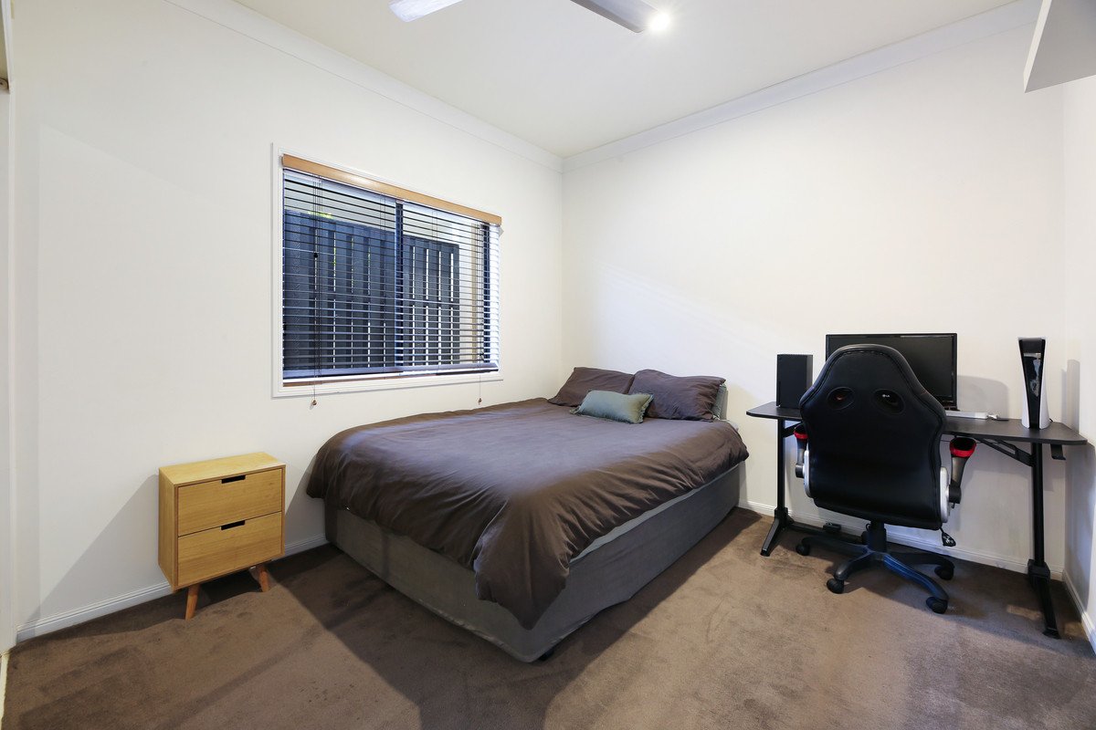 49 Lantau Crescent Varsity Lakes 21