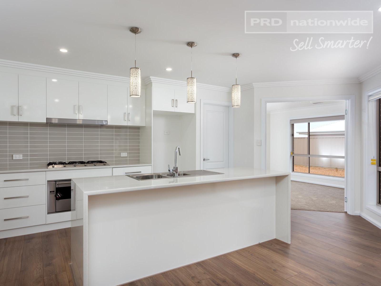 49 Lingiari Drive LLOYD 2