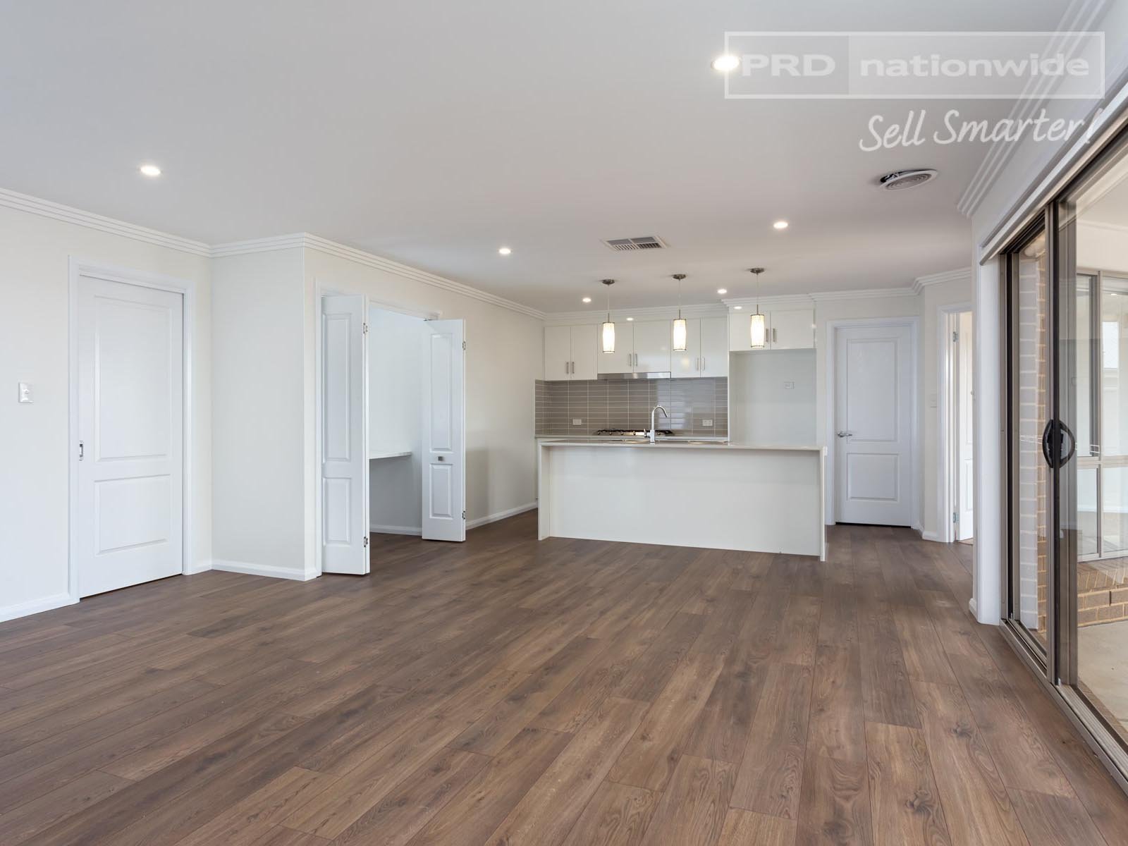 49 Lingiari Drive LLOYD 4