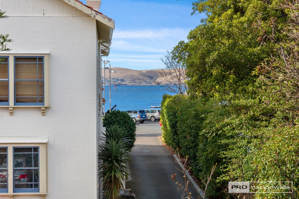 4/9 Long Point Road SANDY BAY 9