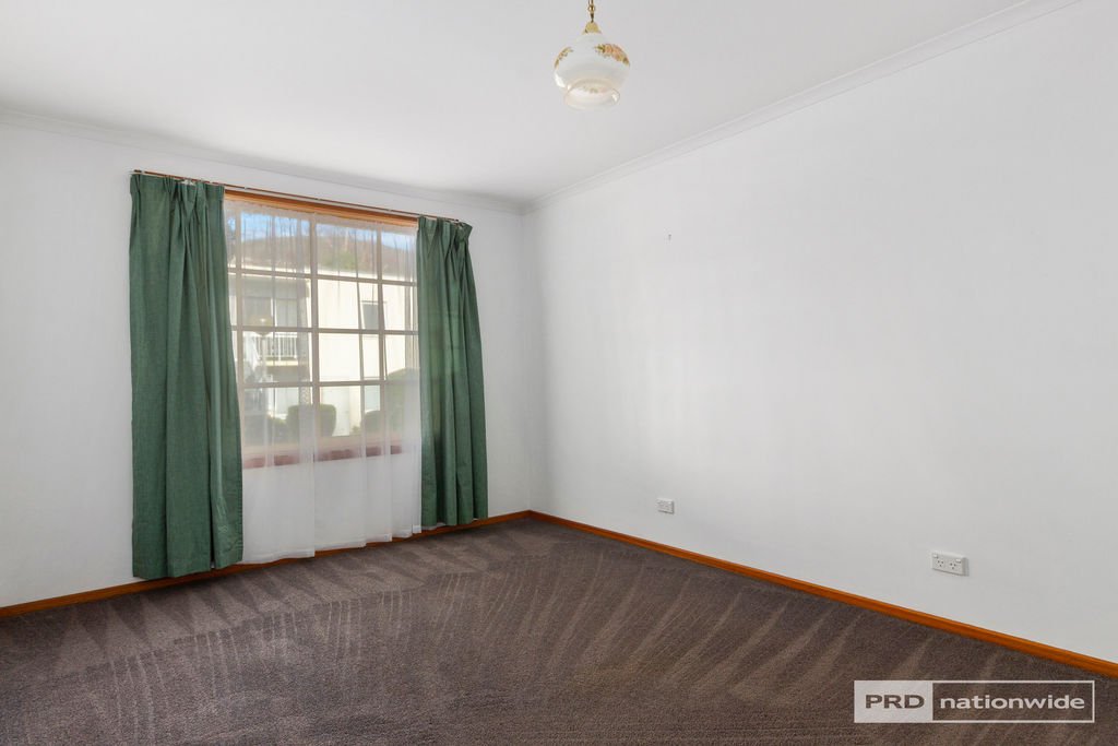 4/9 Long Point Road SANDY BAY 17