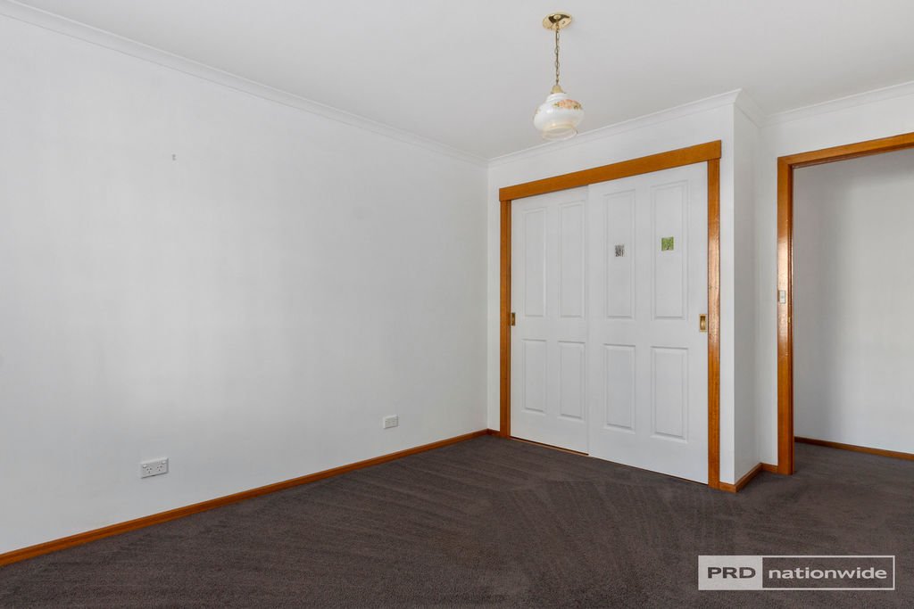 4/9 Long Point Road SANDY BAY 18