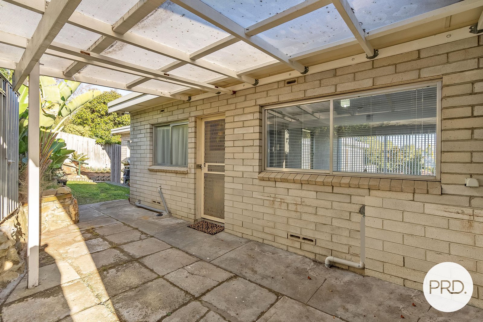 4/9 Lowanna Road LINDISFARNE 9