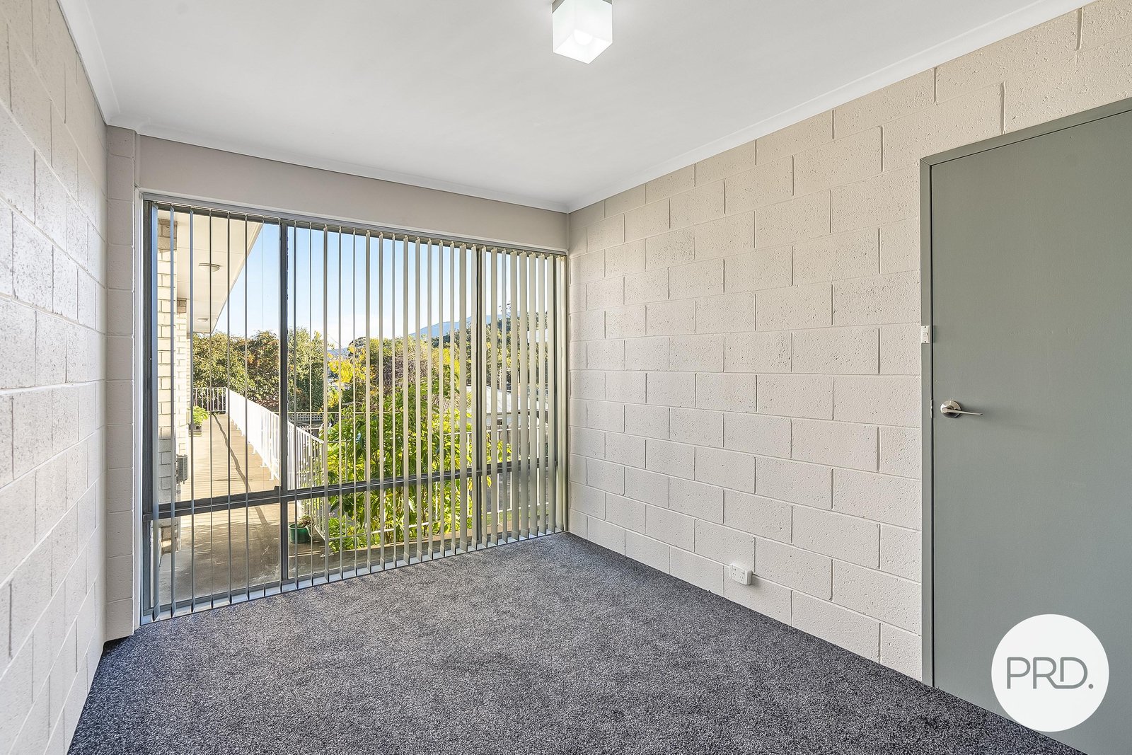 4/9 Lowanna Road LINDISFARNE 5