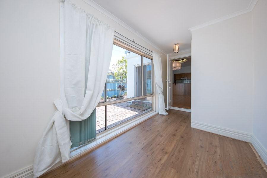 Gallery: 49 Lyons Street
