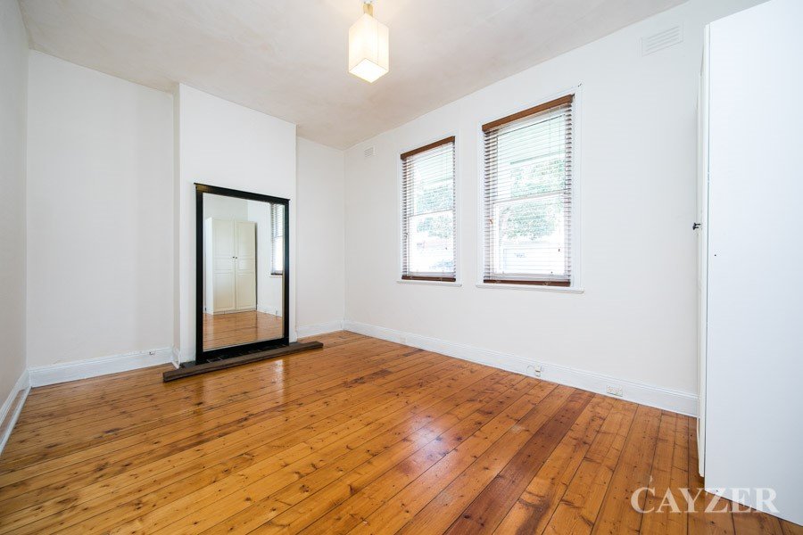 Gallery: 49 Lyons Street