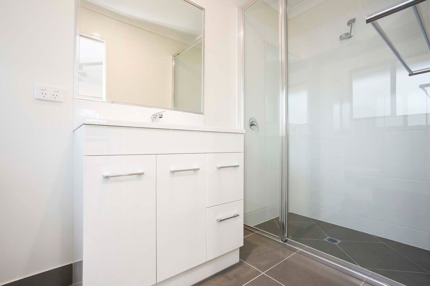 49 Macarthur Drive CANNONVALE 18