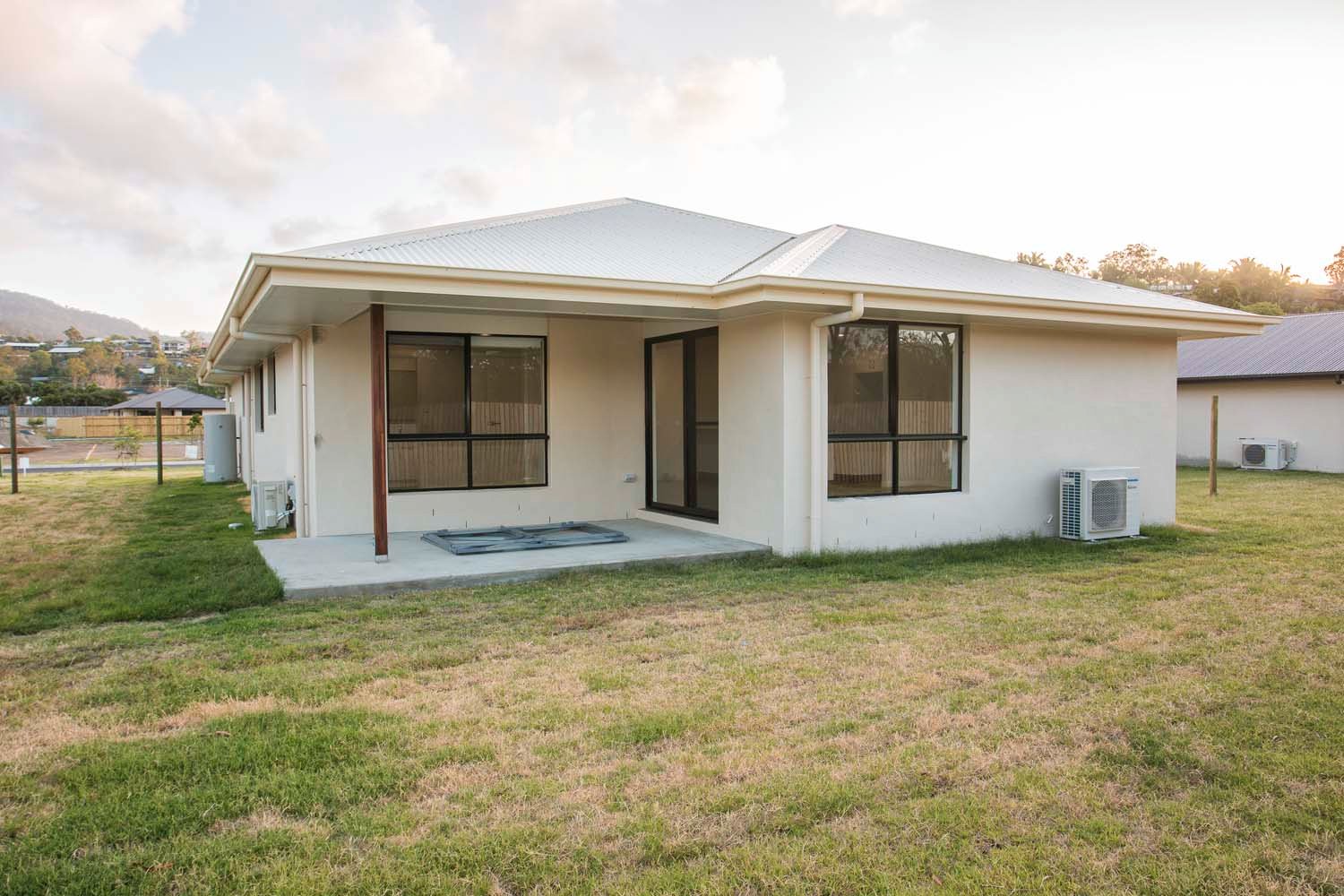 49 Macarthur Drive CANNONVALE 21