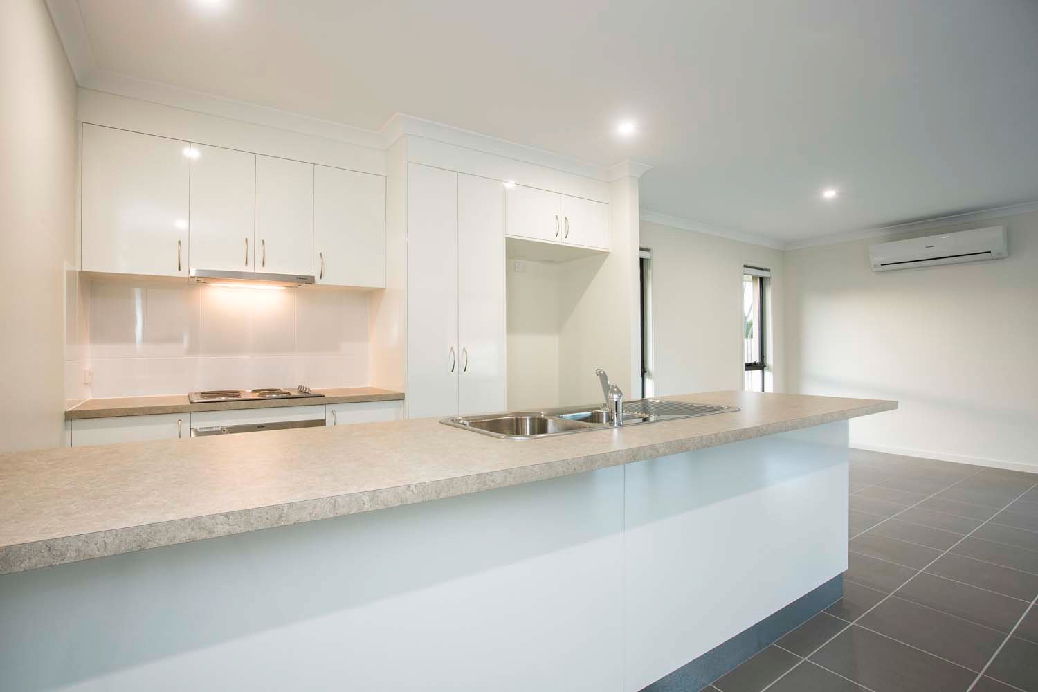 49 Macarthur Drive CANNONVALE 5