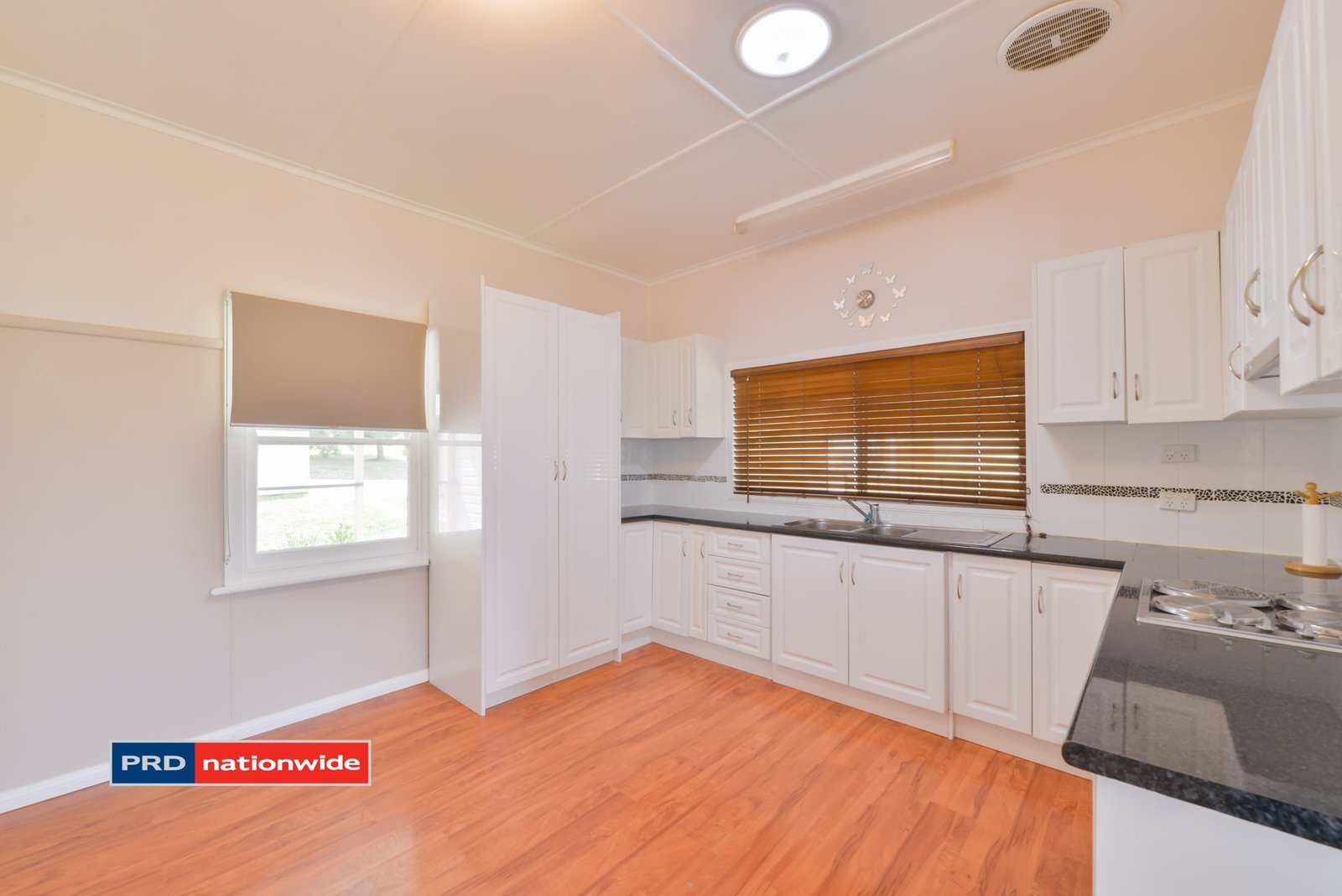 49 Manilla Road TAMWORTH 7