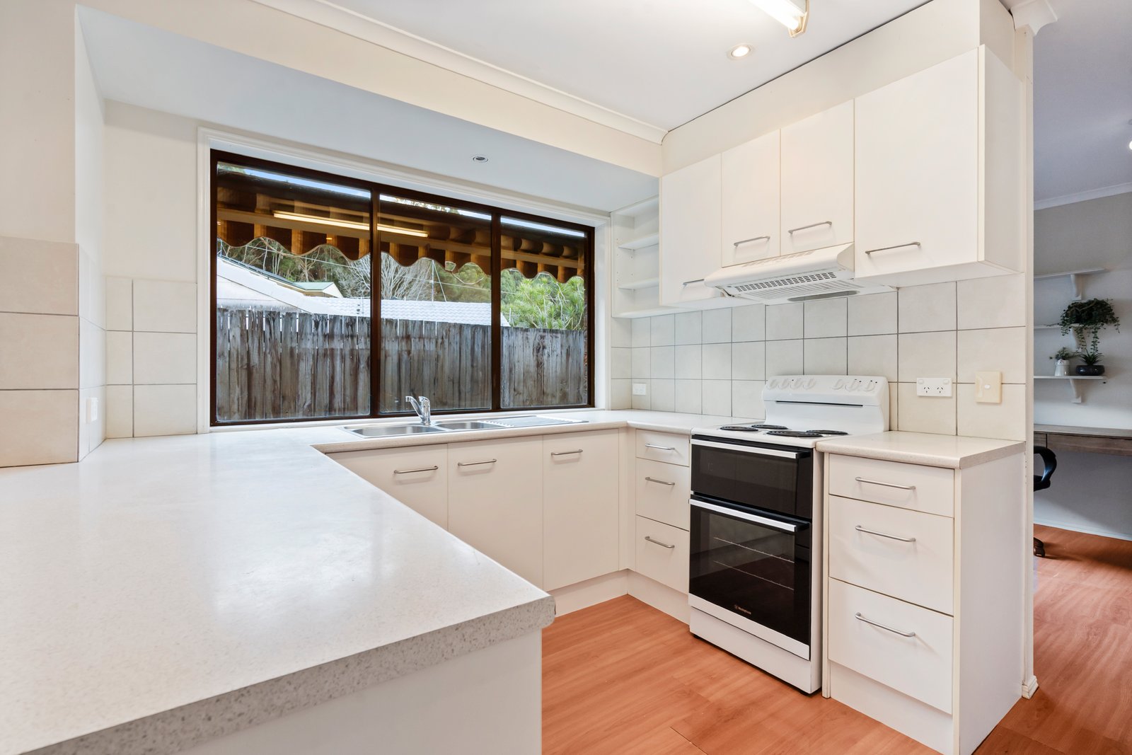 49 Mariners Crescent BANORA POINT 2