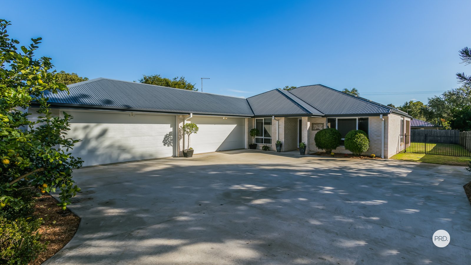 49 MILL Street REDLAND BAY 1