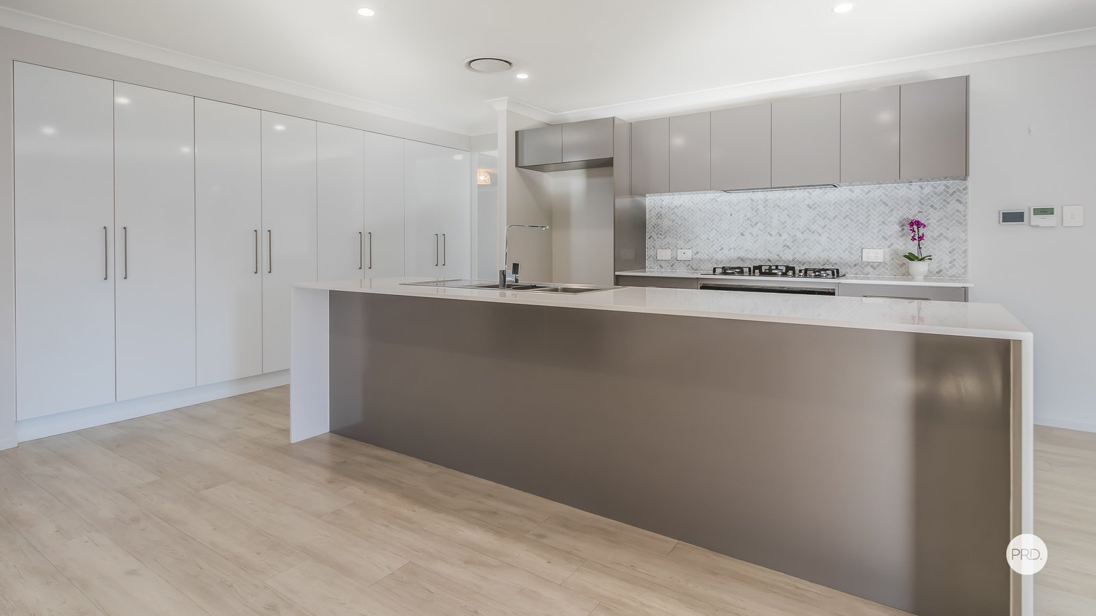 49 MILL Street REDLAND BAY 12