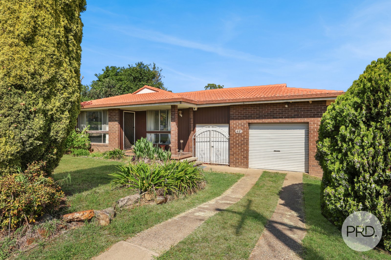 49 Minnamurra Crescent TAMWORTH 1