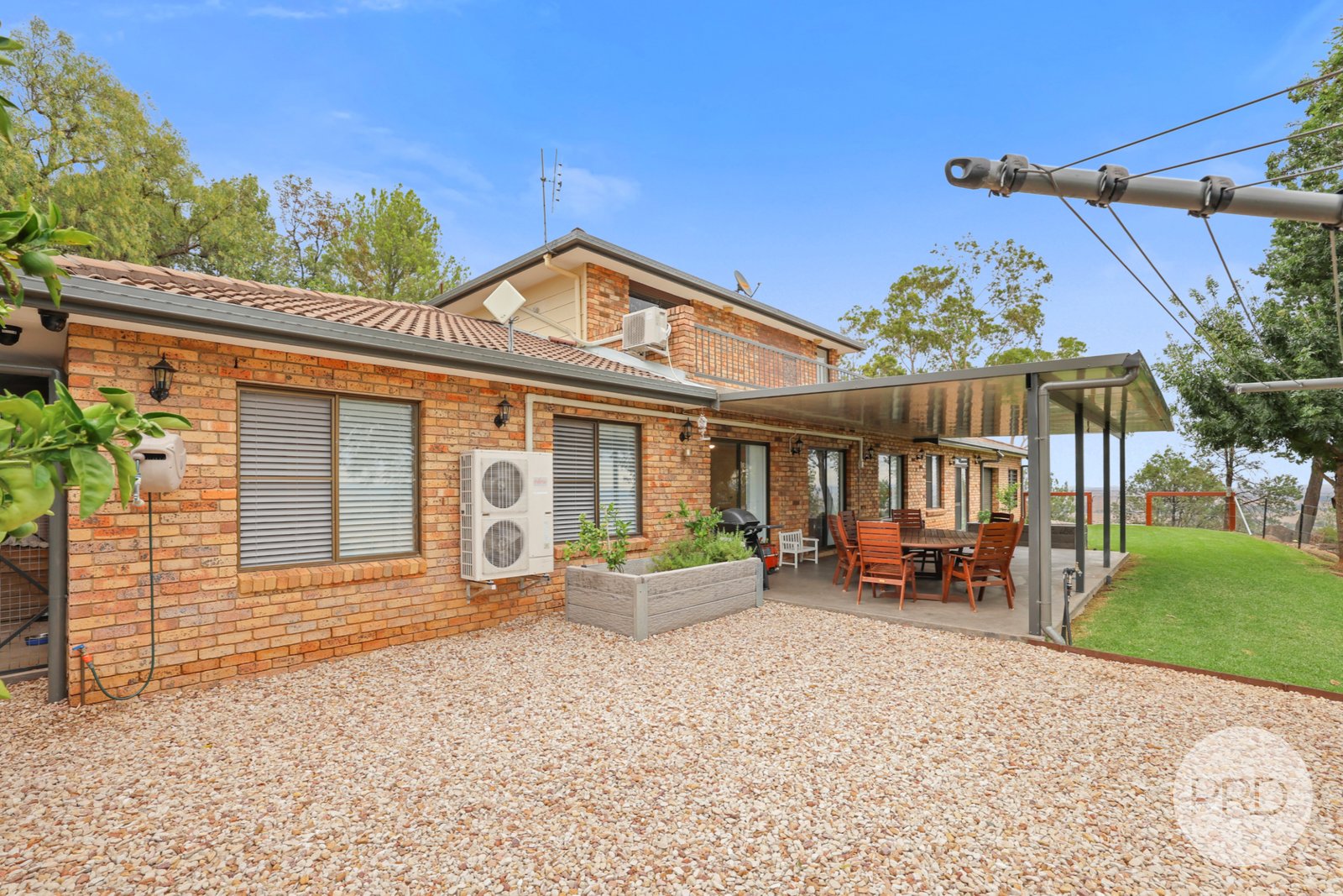 49 Mornington Crescent TAMWORTH 33