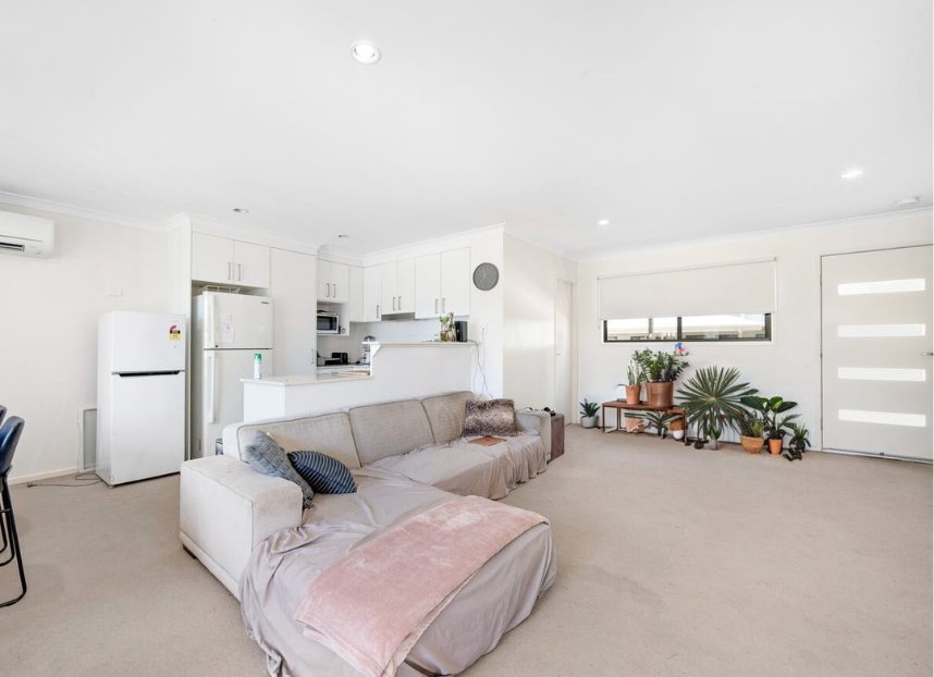4/9 Morris Avenue CALLIOPE 4
