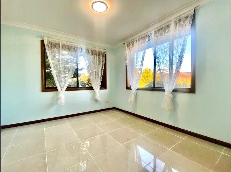 49 Mountview Ave  BEVERLY HILLS 5