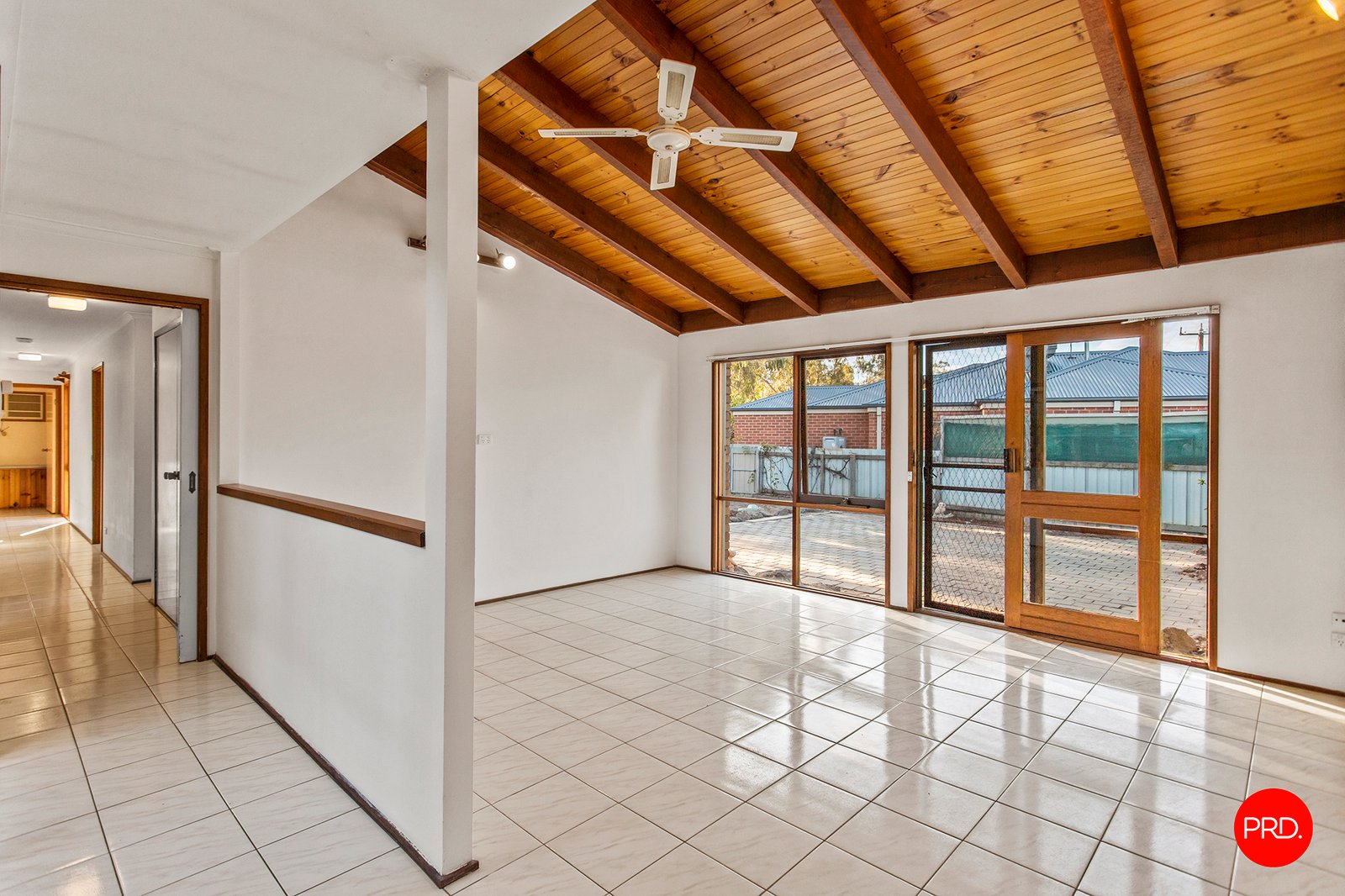 49 Neil Street KANGAROO FLAT 6