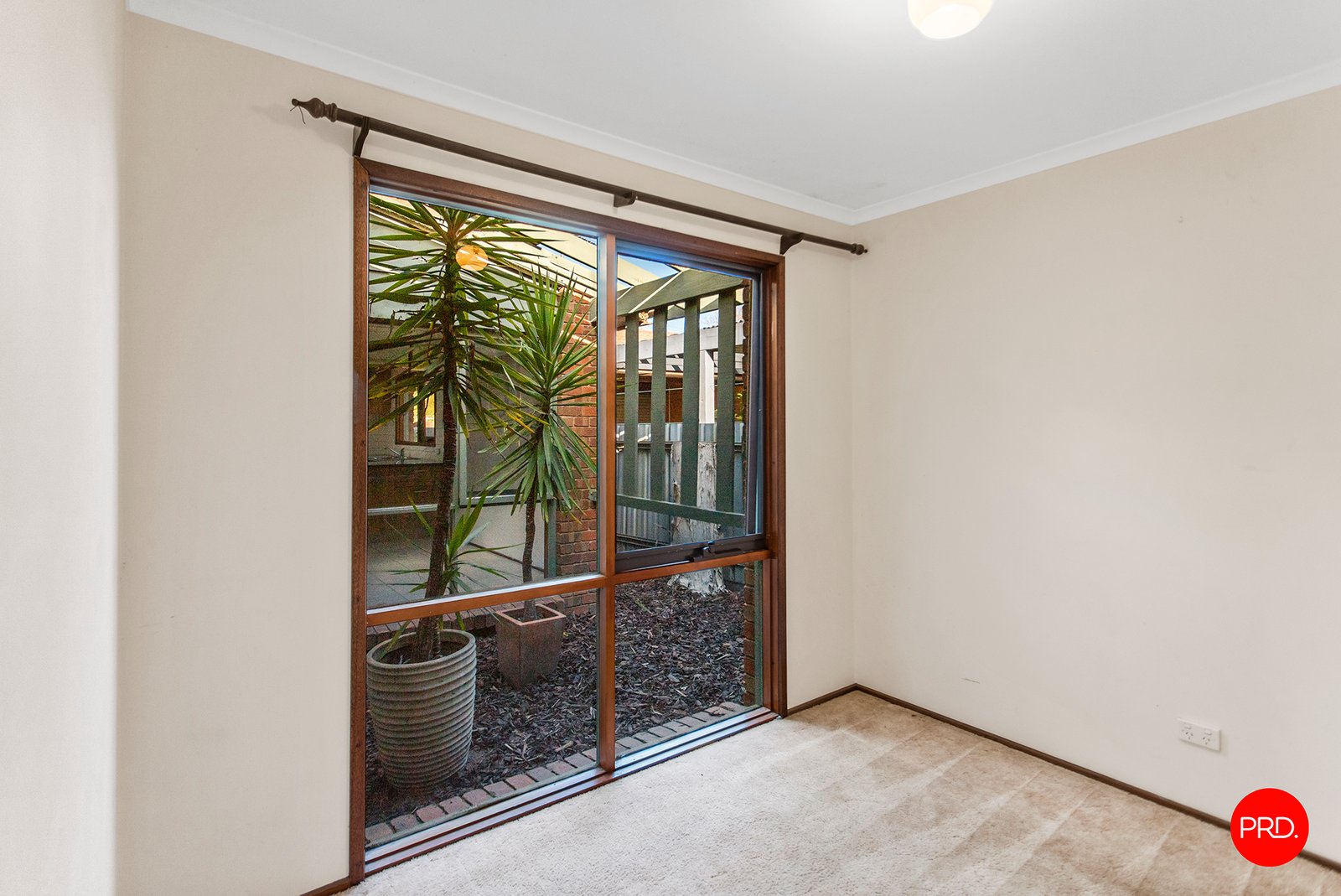 49 Neil Street KANGAROO FLAT 12
