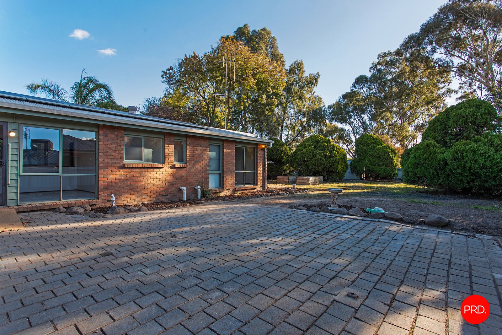 49 Neil Street KANGAROO FLAT 19