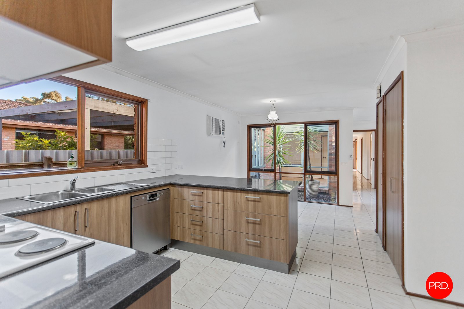 49 Neil Street KANGAROO FLAT 4