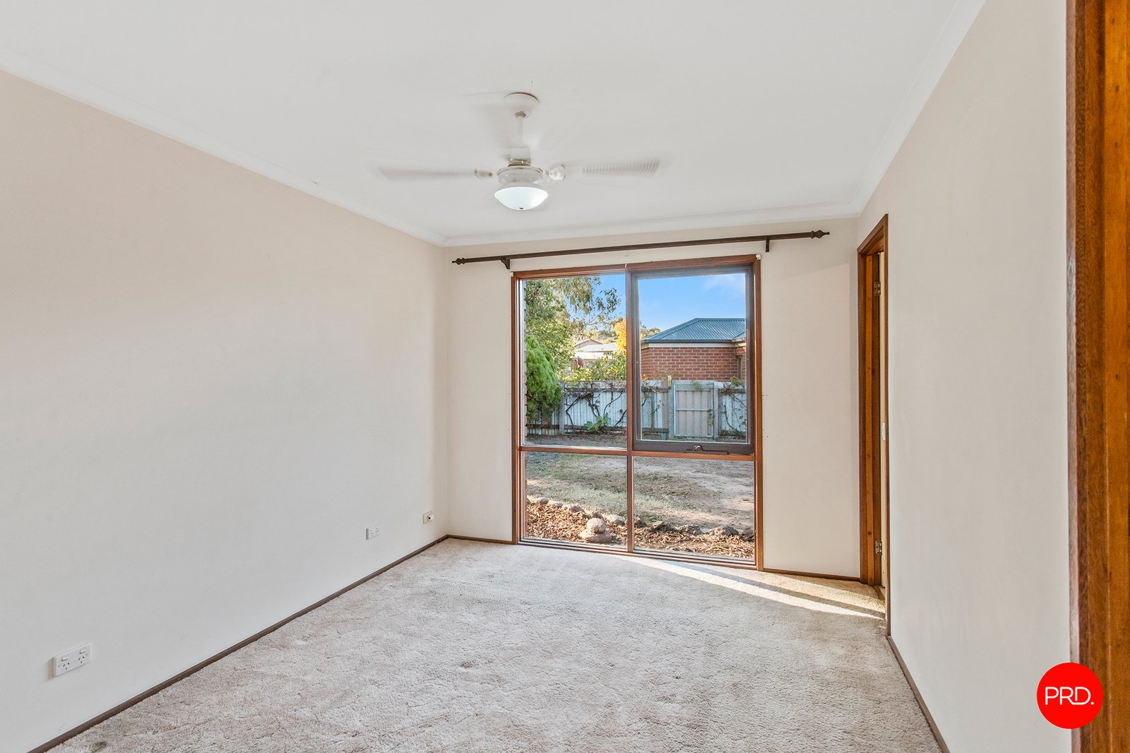 49 Neil Street KANGAROO FLAT 10