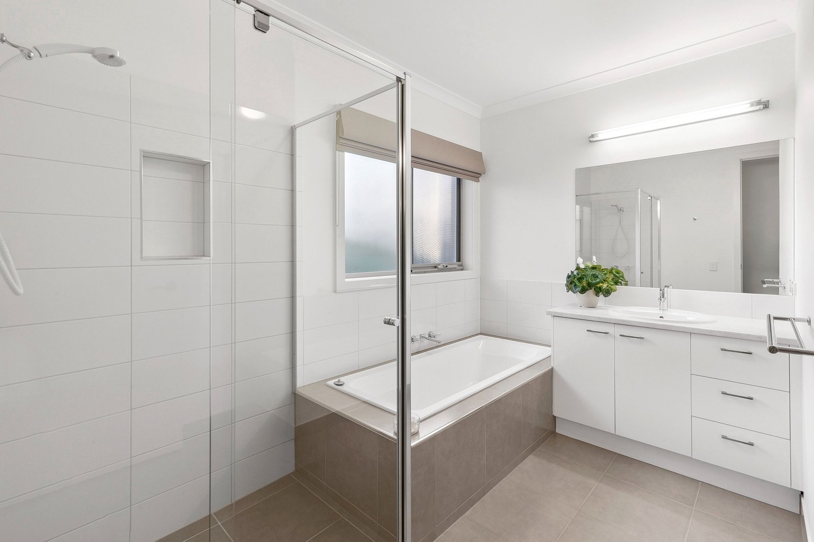 Real Estate and Property in 49 Nelson Road, Point Lonsdale, VIC