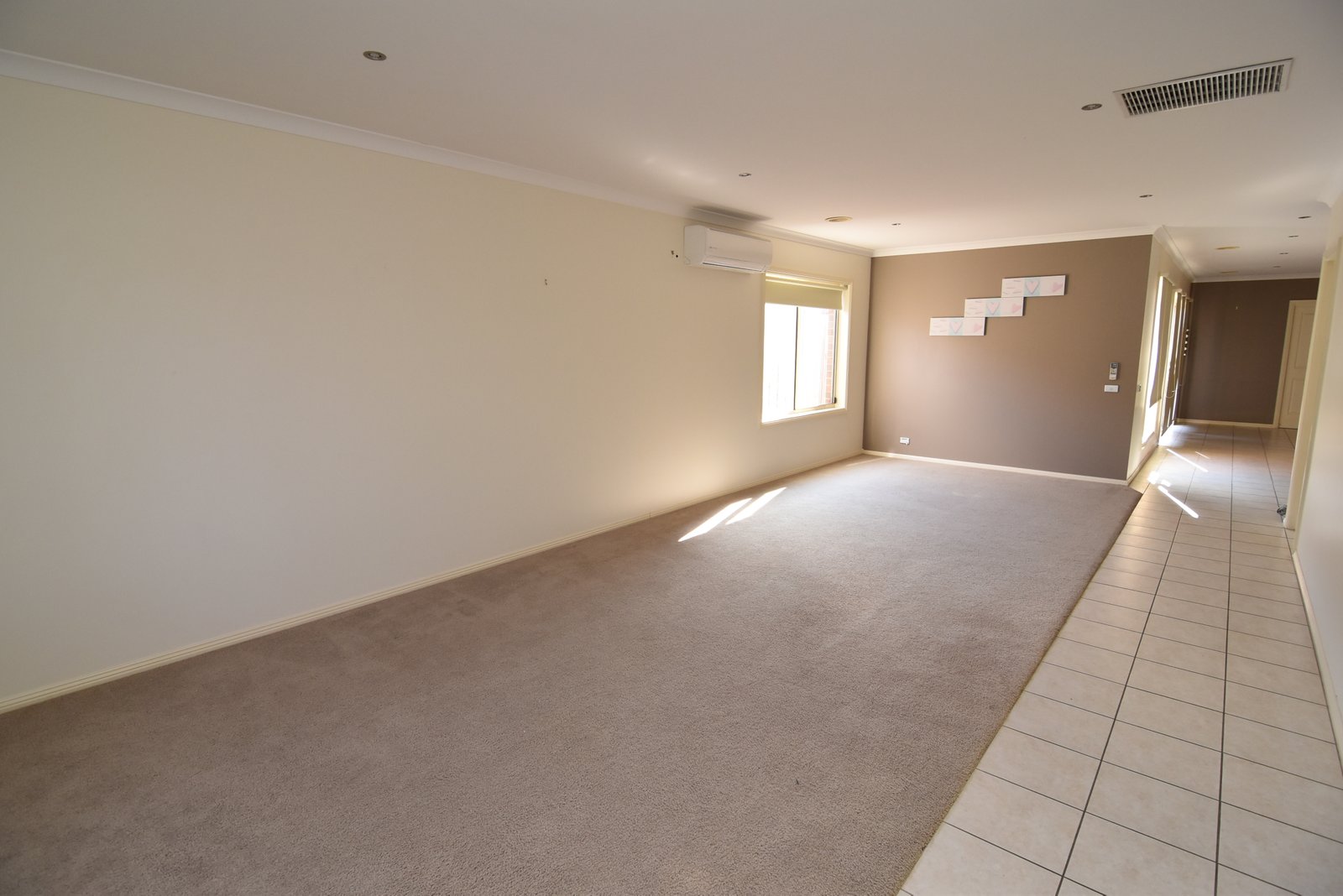 Gallery: 49 Oakwood Crescent