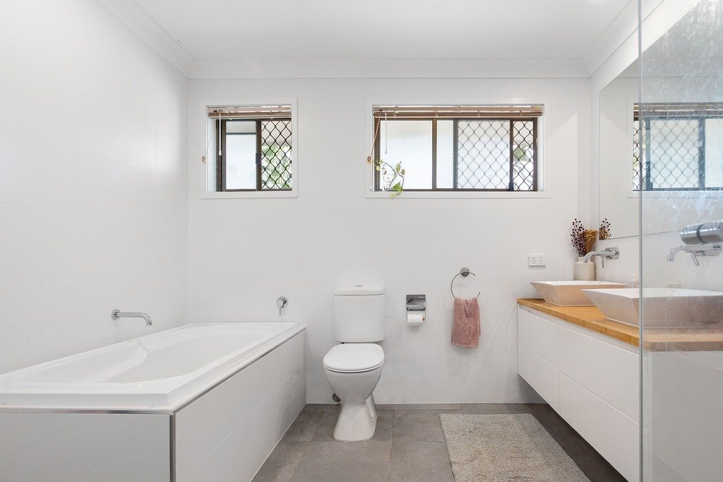 49 Oceanic Drive MERMAID WATERS 8