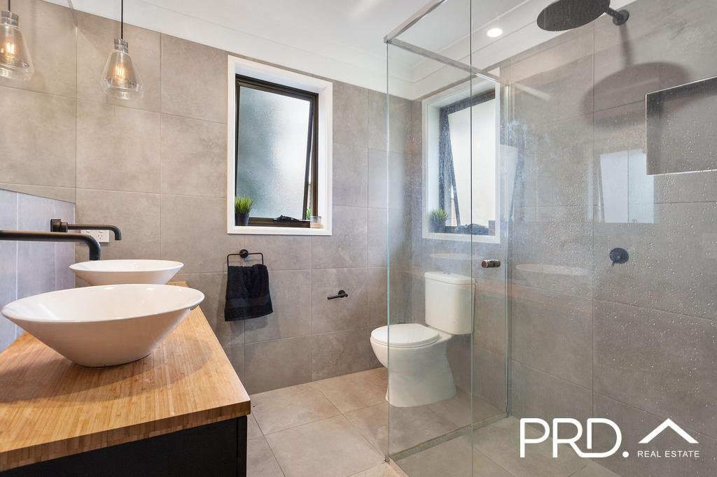 49 Oceanic Drive MERMAID WATERS 11