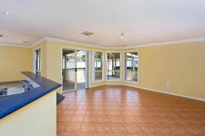 49 Paldi Crescent GLENFIELD PARK 3