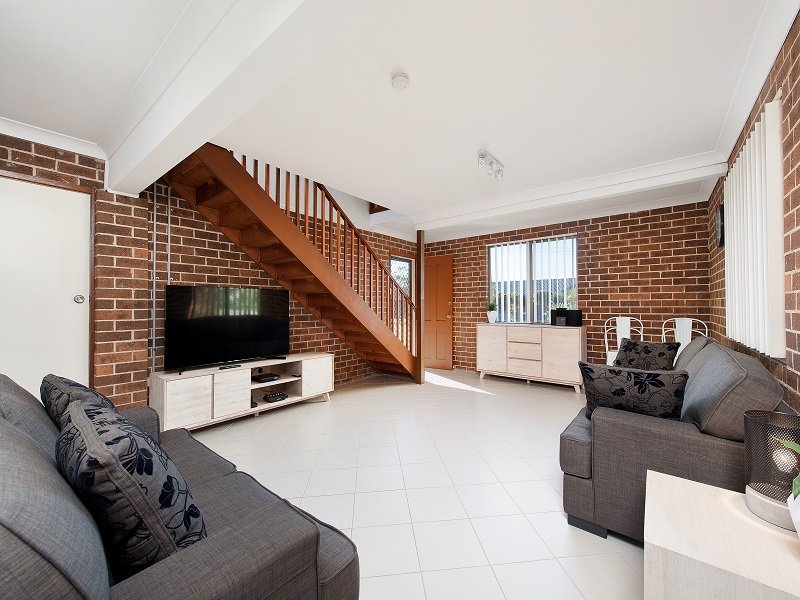 49 Pantowora Street CORLETTE 8