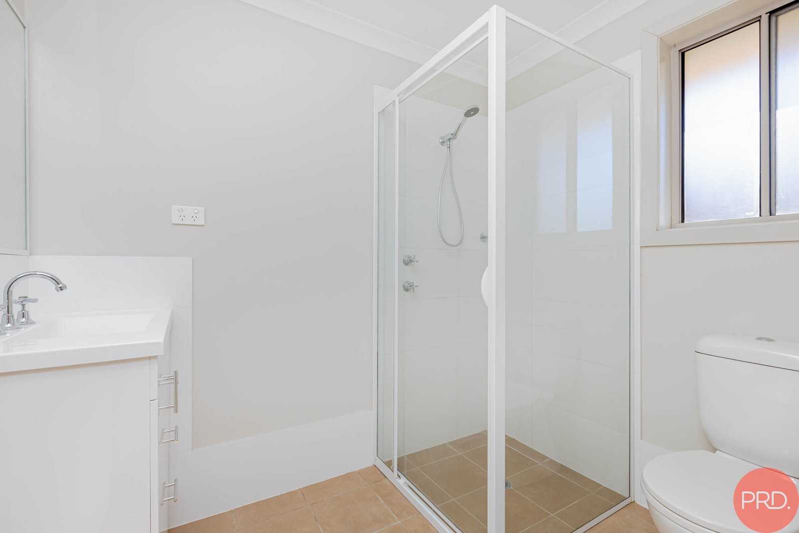 49 Radiant Avenue LARGS 13