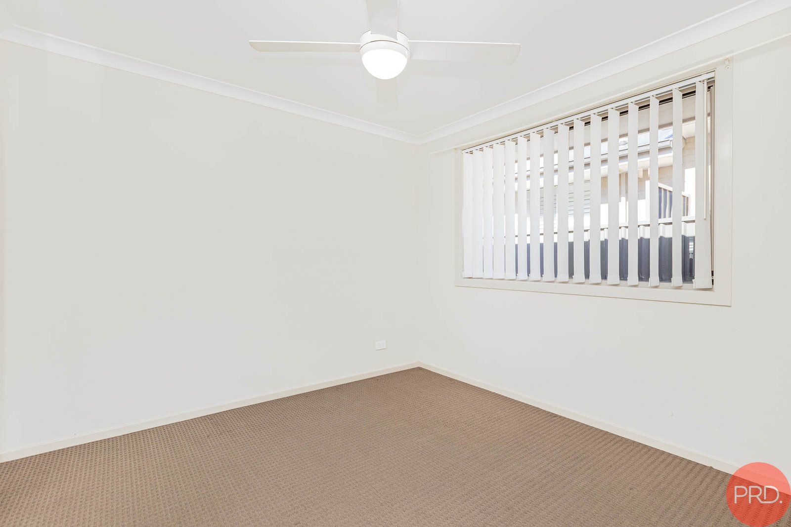 49 Radiant Avenue LARGS 15