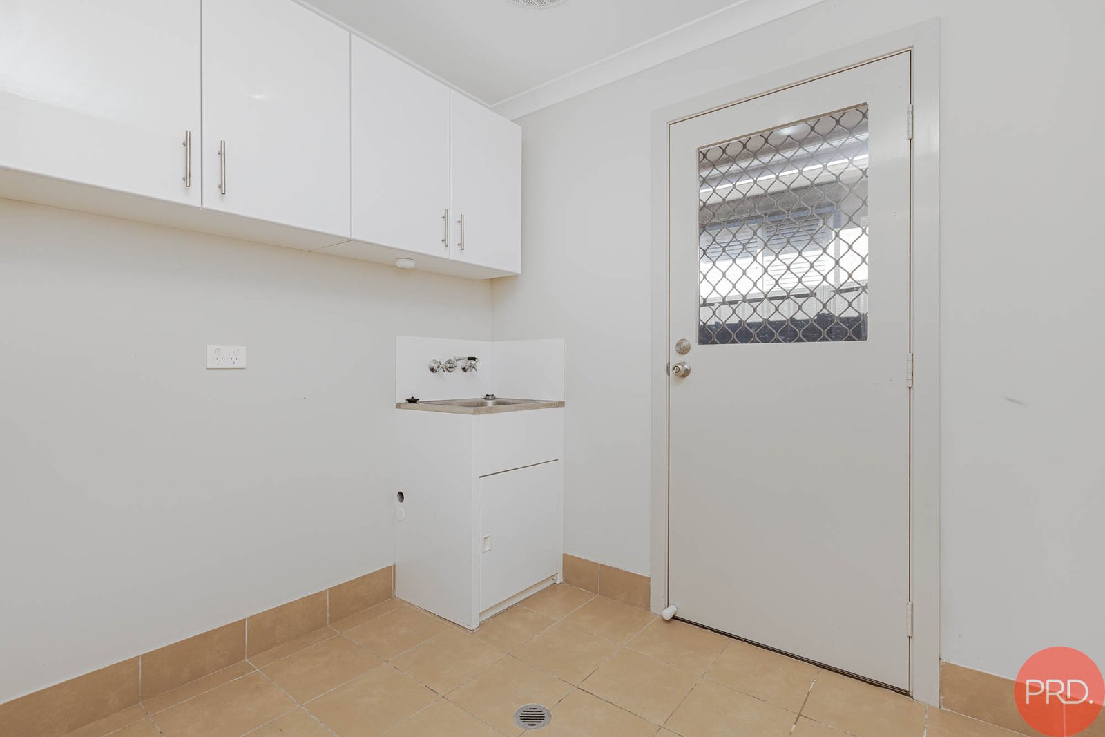 49 Radiant Avenue LARGS 18