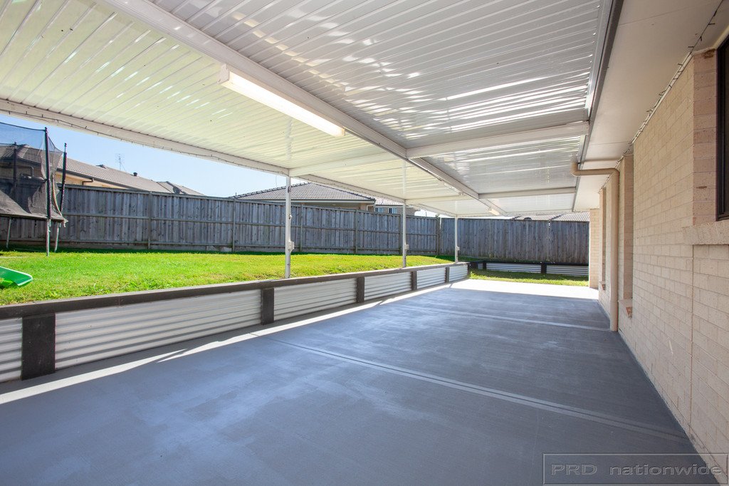 49 Redgum Circuit ABERGLASSLYN 14