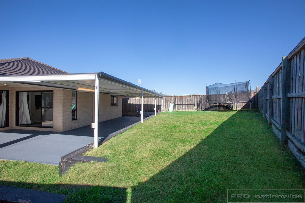 49 Redgum Circuit ABERGLASSLYN 15