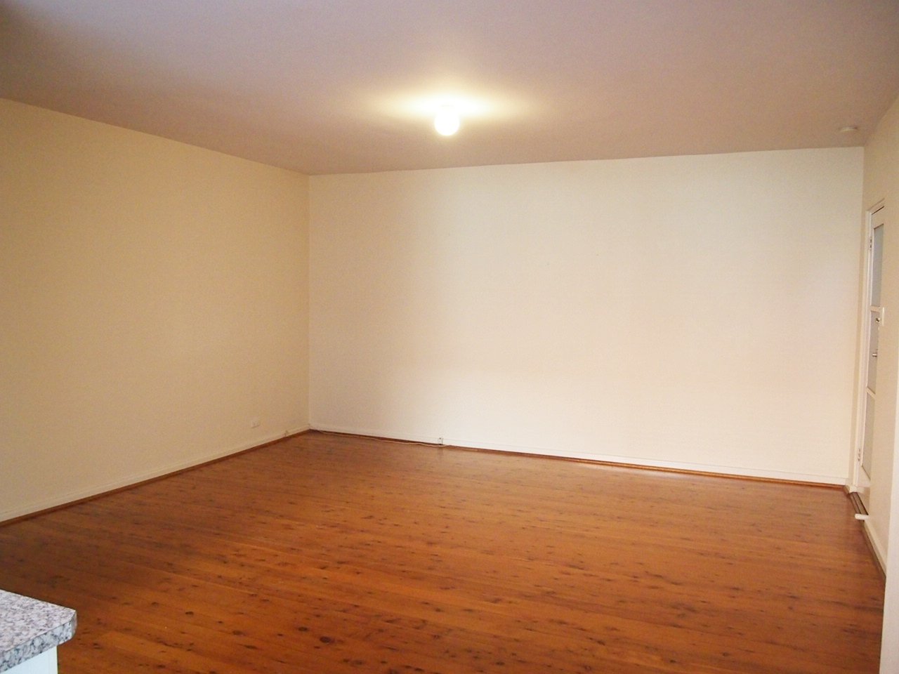 4/9 Rosa Street OATLEY 3