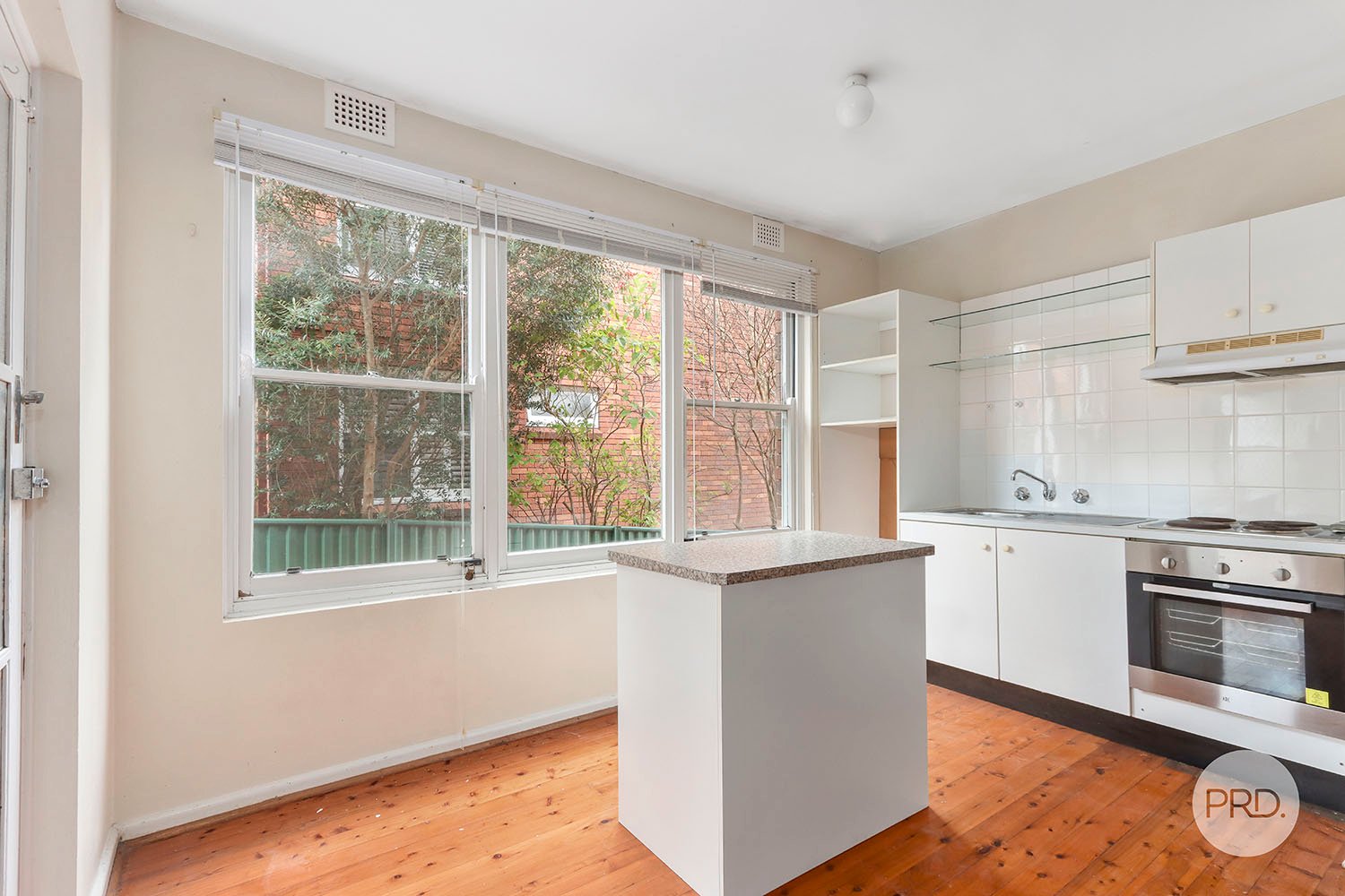 4/9 Rosa Street OATLEY 2