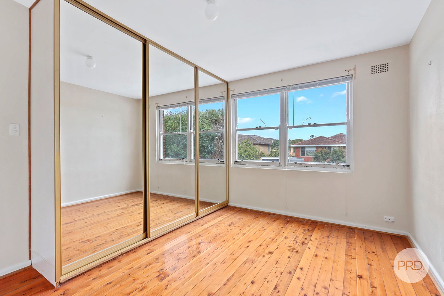 4/9 Rosa Street OATLEY 3