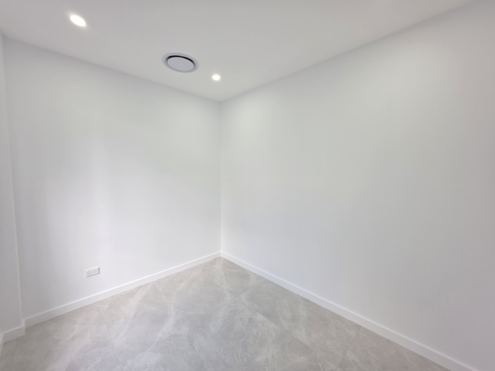 4/9 Simpson Avenue CASULA 9