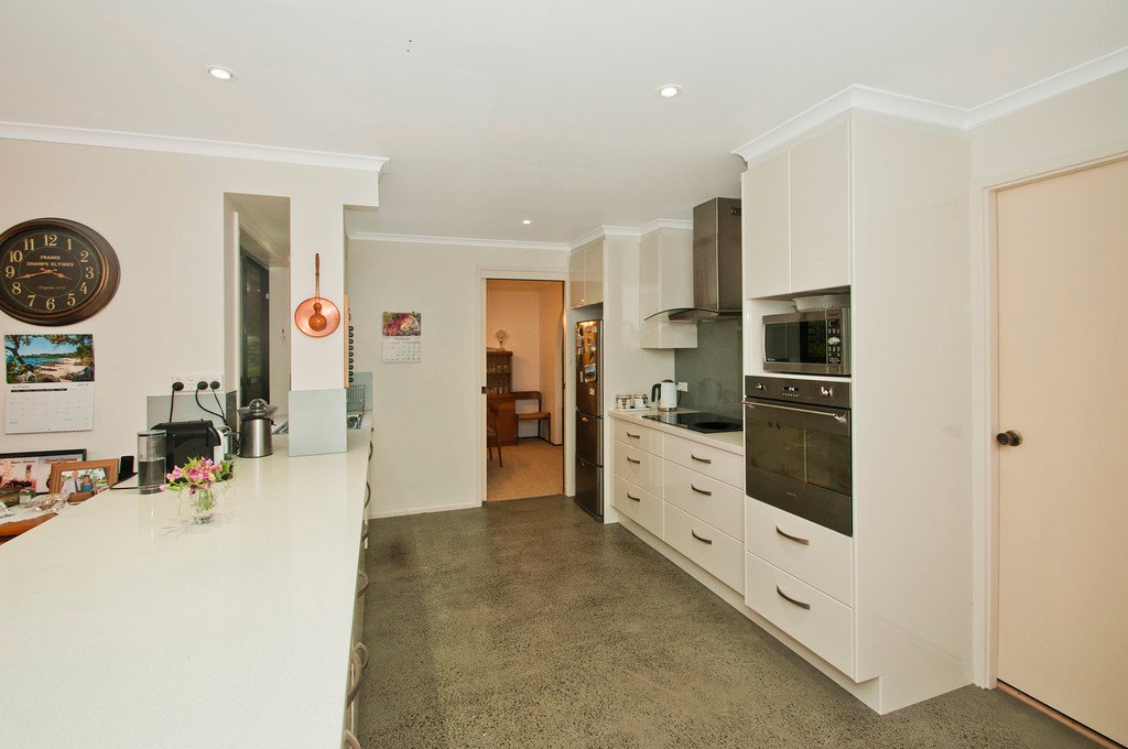 49 Tamarind Drive CORDEAUX HEIGHTS 3