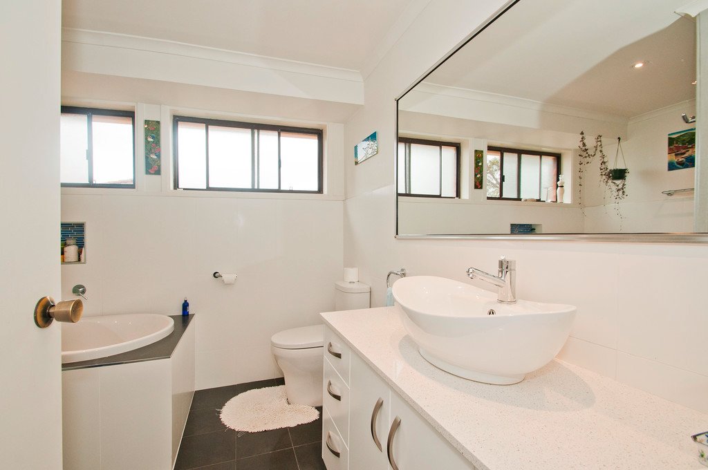 49 Tamarind Drive CORDEAUX HEIGHTS 7