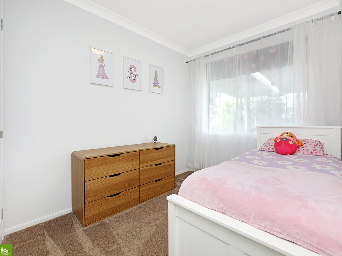49 Timms Place HORSLEY 10