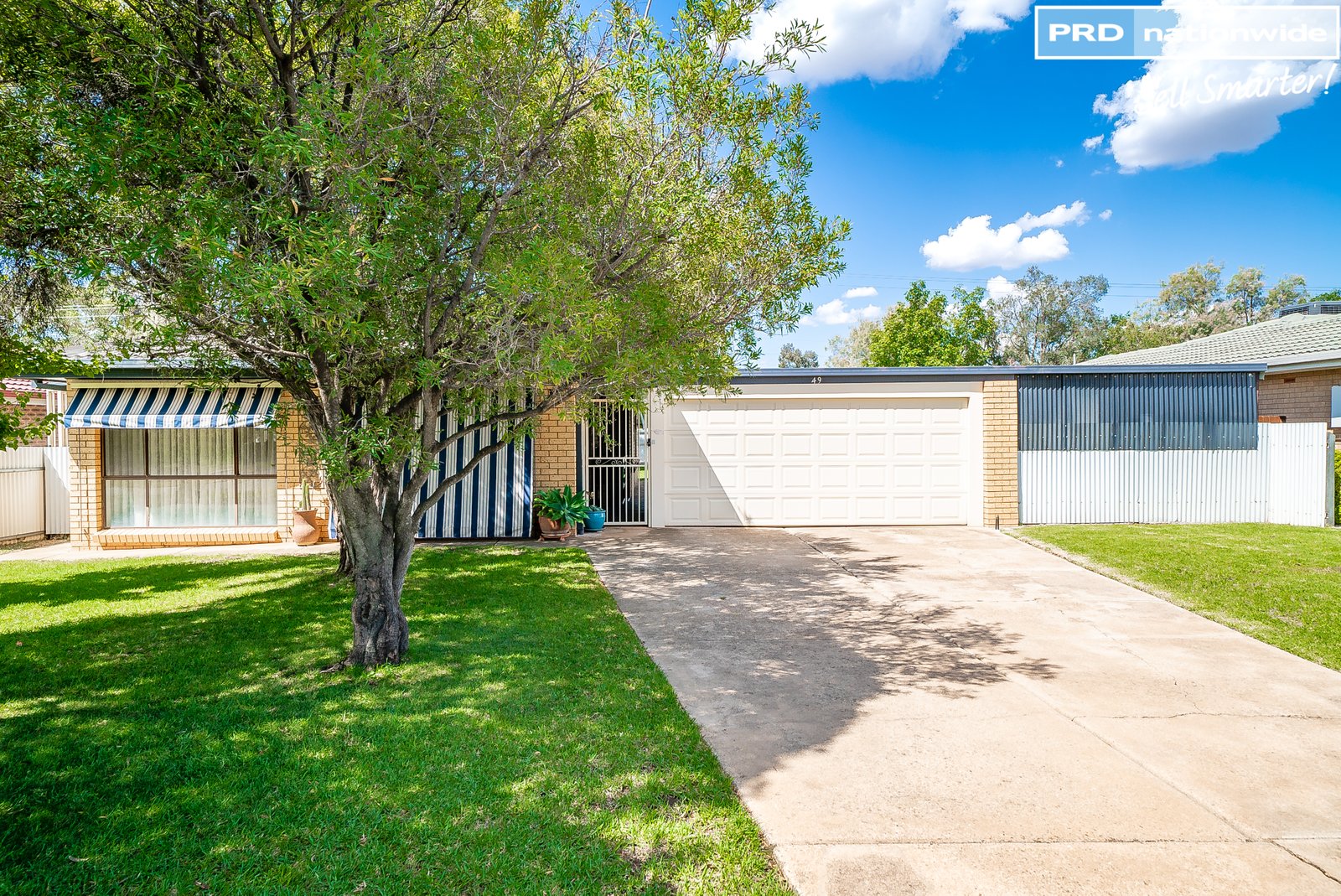 49 Undurra Drive GLENFIELD PARK 1
