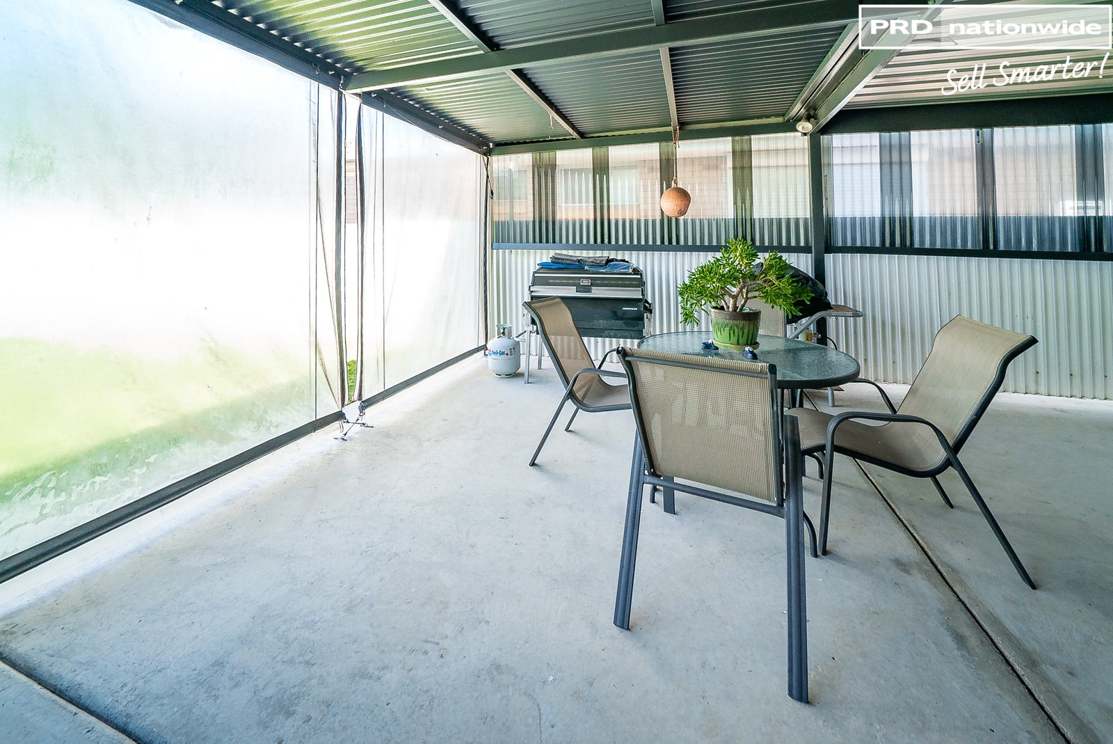 49 Undurra Drive GLENFIELD PARK 11