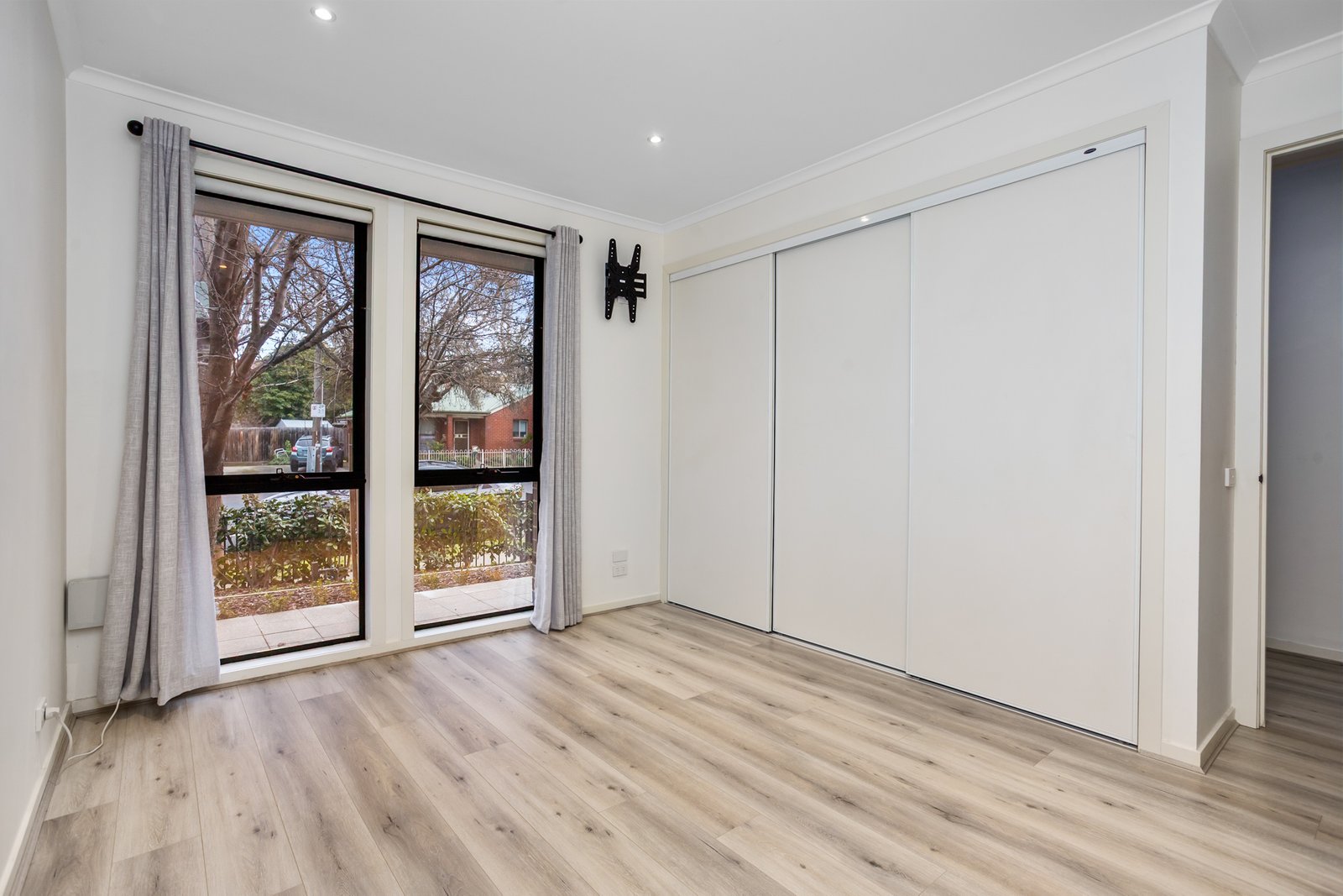 Gallery: 49 Warleigh Road