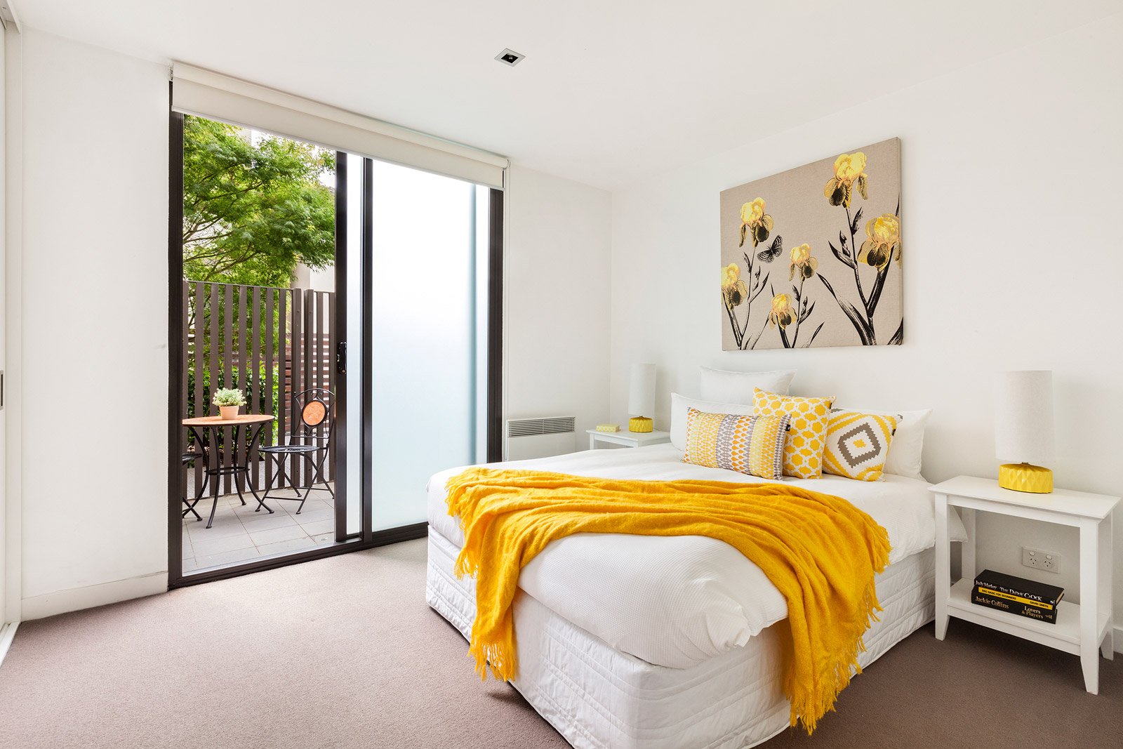 Gallery: 4/9 Warner Street
