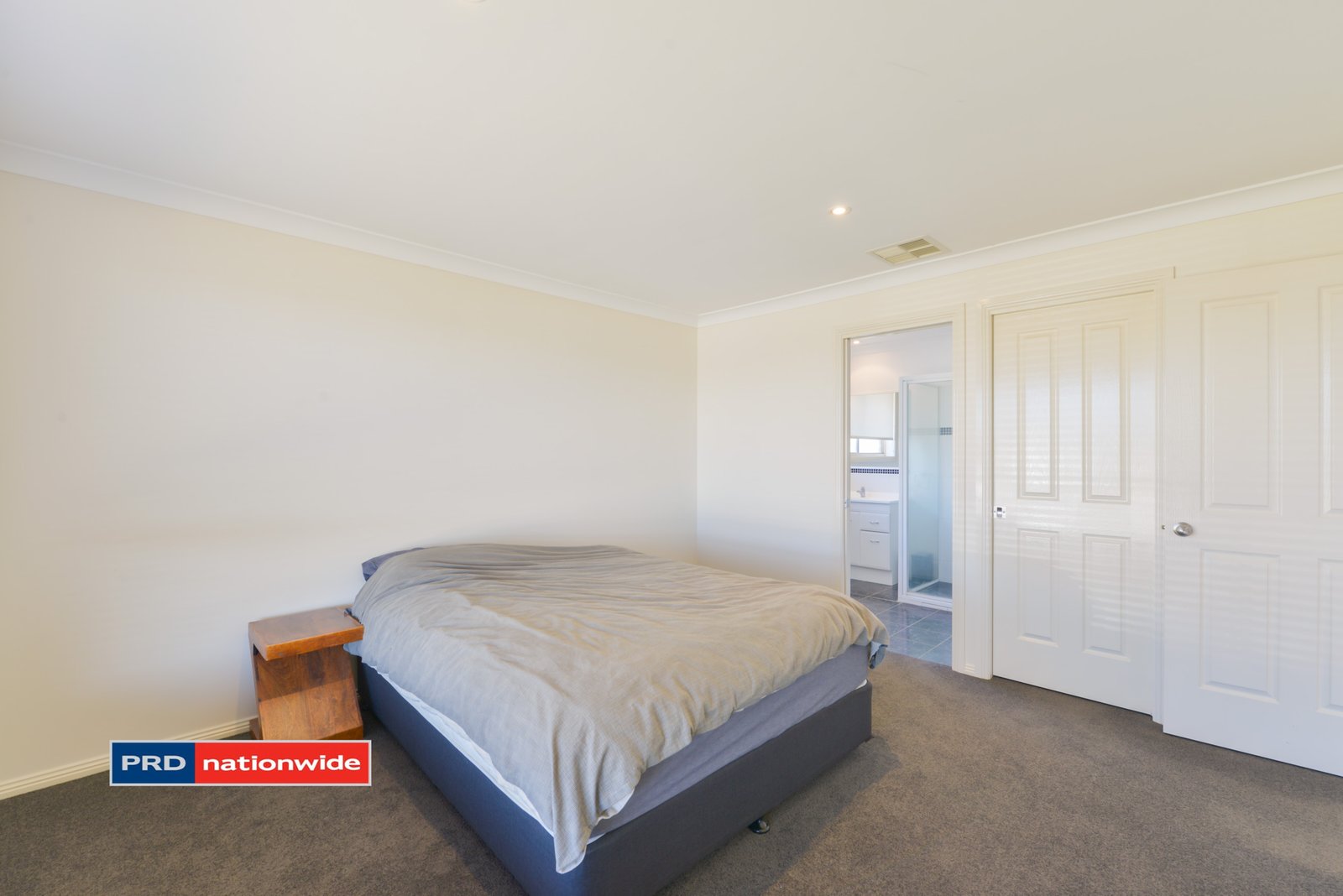 49 Warwick Road TAMWORTH 12