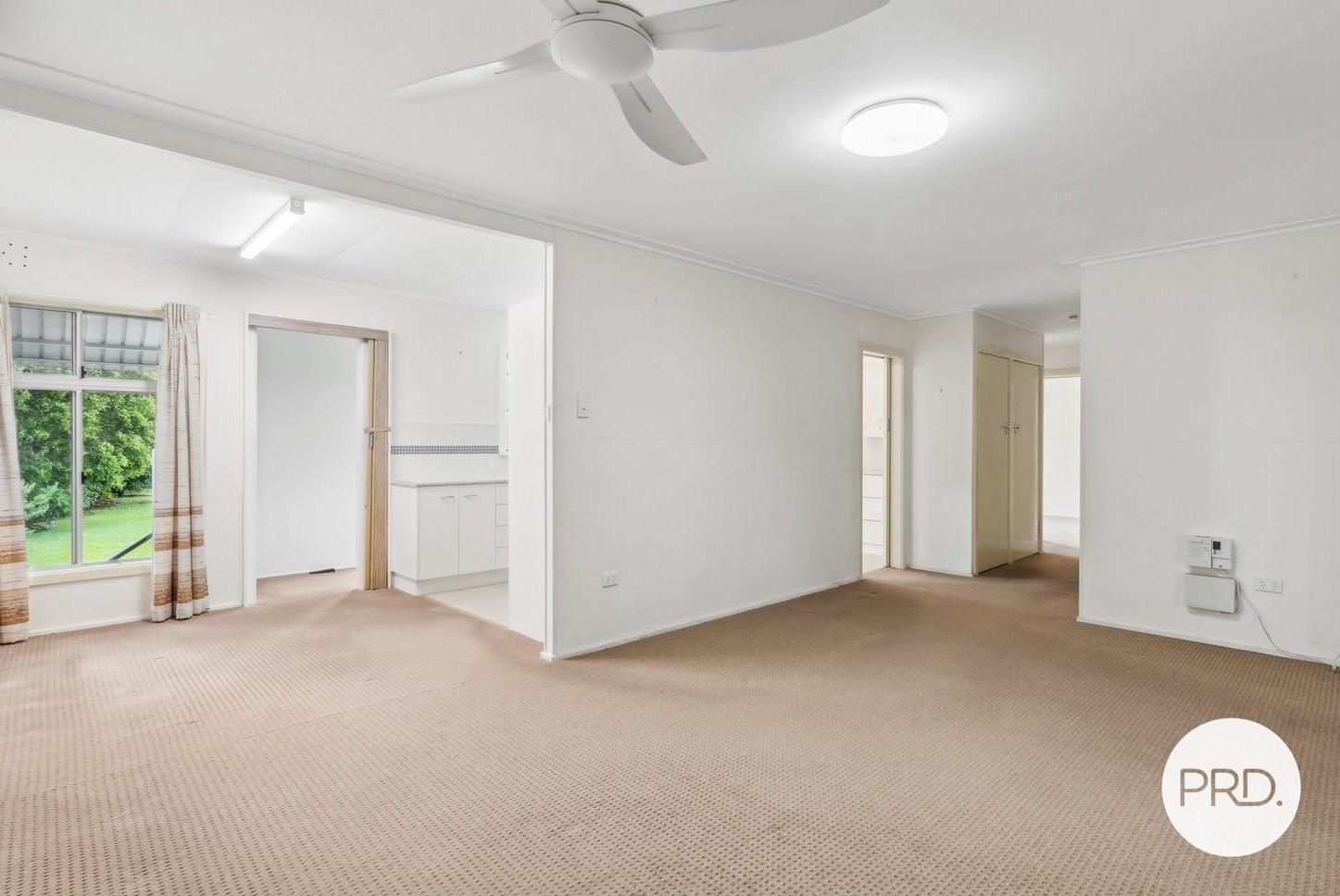 49 West High Street COFFS HARBOUR 4